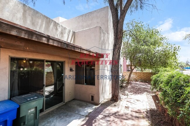 Photo - Presidio at William Centre - 2 Bdrm, 2.5 Bath - Coming Soon