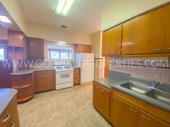 Photo - Charming 2 Bed, 2 Bath Home Available in Adel