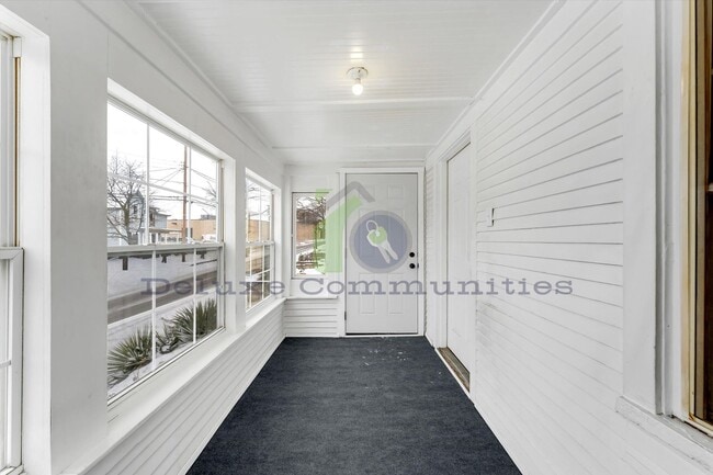 Photo - 655 High St SW Unidad 1