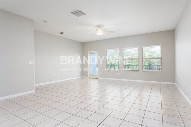 Photo - 8648 Castillian Way