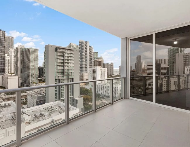 Photo - 1010 SW 2nd Ave Unit 2004