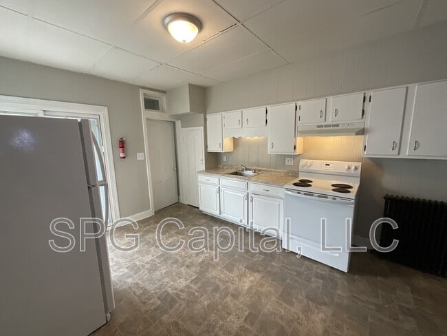 Photo - 144 E Penn St