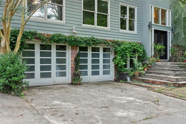 Photo - 1232 Bernadette Ln NE