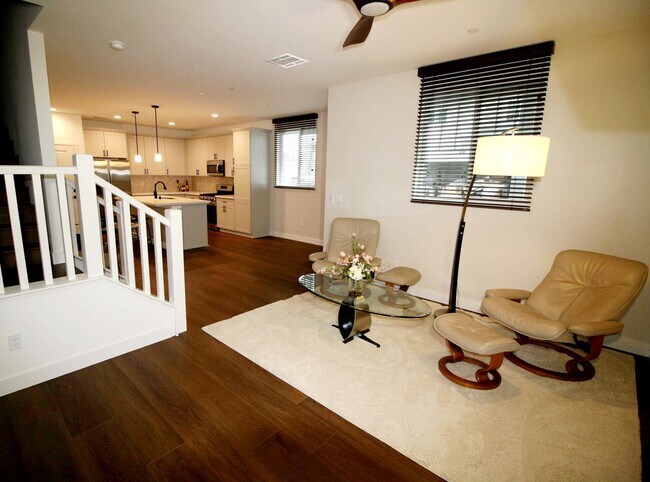 Photo - Beautiful Townhome off of Orcutt Rd w/ AC!