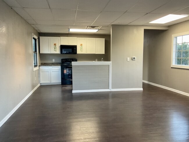 Building Photo - 187 PR-4350