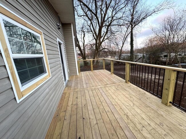 Photo - 8510 Three Points Road