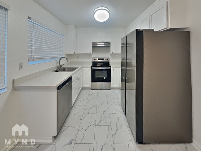 Photo - 2421 Cypress St