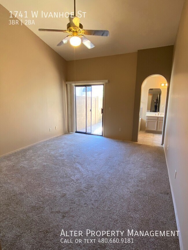 Beautiful renovated Chandler home! Rental For Rent in Chandler, AZ