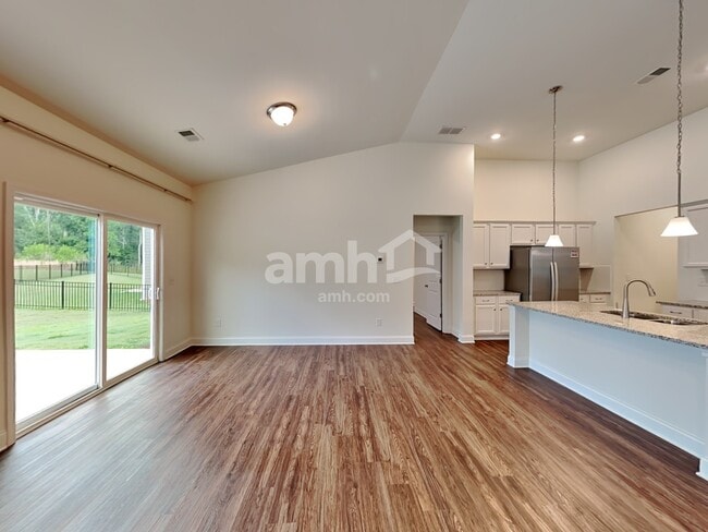 Photo - 5215 Smithbriar Dr