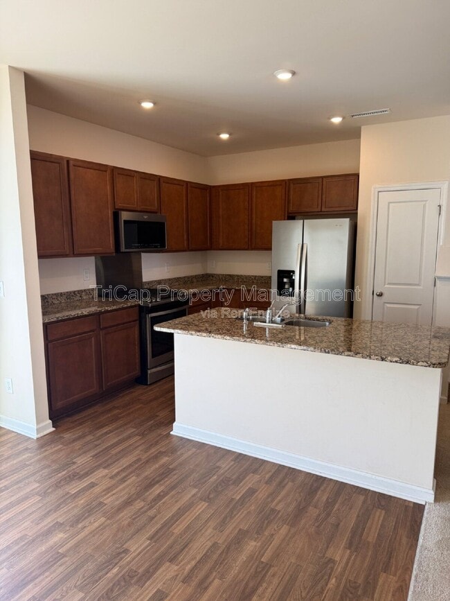 Photo - 312 White Oak Ridge Dr