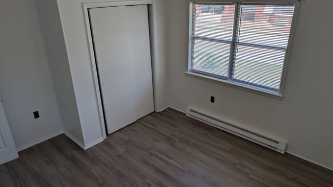 Photo - 711 Herrington Rd