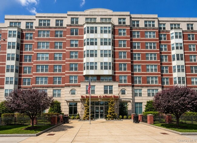 Building Photo - 300 Mamaroneck Ave Unit 629