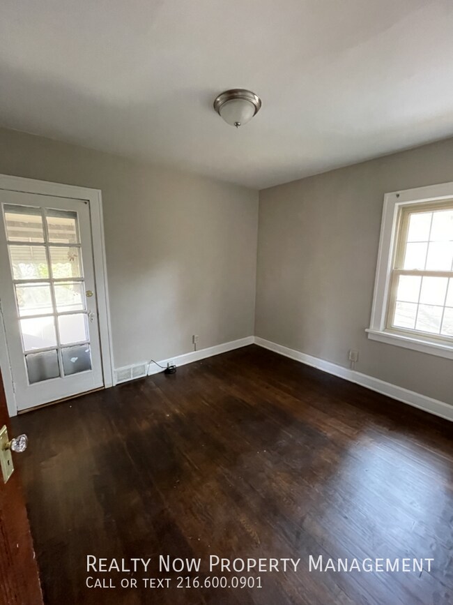 Photo - 3614 Lynnfield Rd Unidad UP