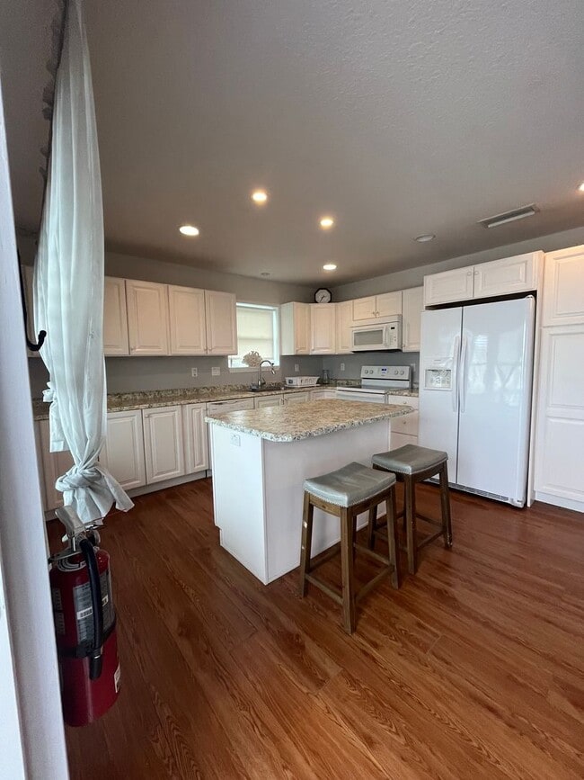 Photo - Flagler Beach 2BR/1.5BA Fully Furnished Up...