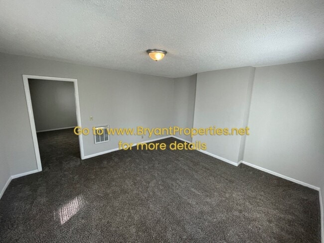 Photo - 1313 Meridian St Unit B