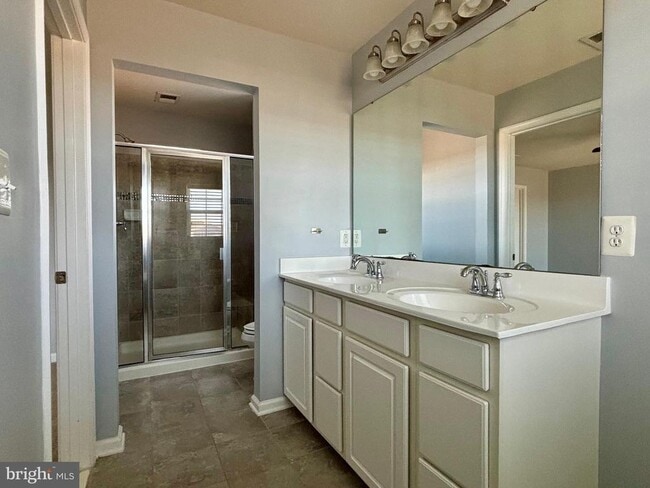 Photo - 212 Fiesta Drive