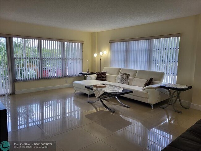 Photo - 10777 W Sample Rd Unit 212