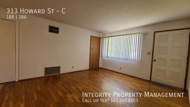 Photo - 313 Howard St Unidad C