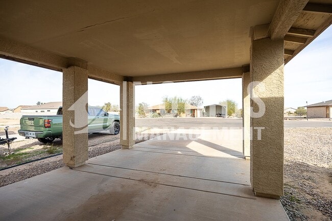 Photo - 10179 W Durango Cir Unidad #B (082)