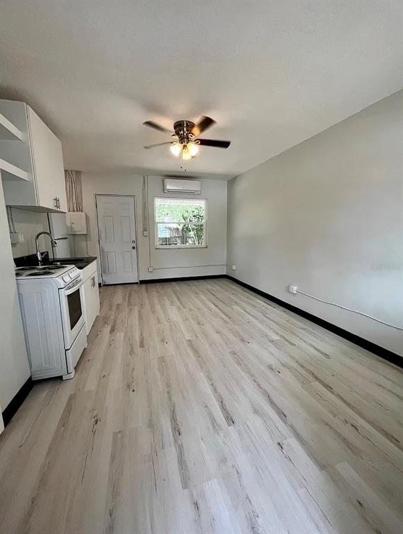 Photo - 707 Rosery Rd NW Unidad 2