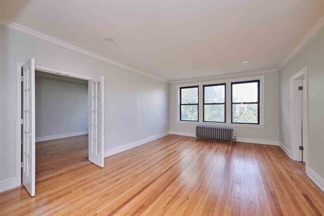 Photo - 5461 S Everett Ave Unit 3A