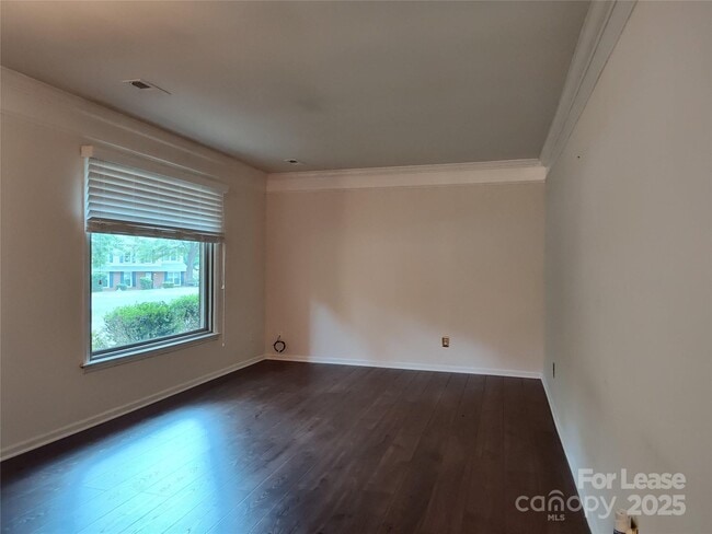 Photo - 8526 Timbercrest Cir