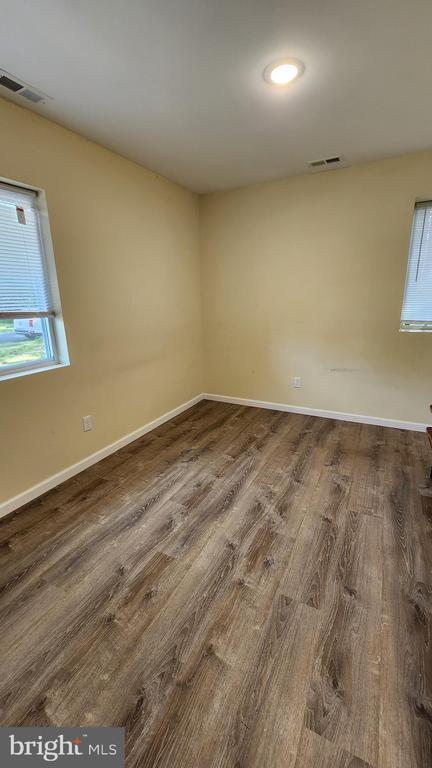 Photo - 202 Holly St