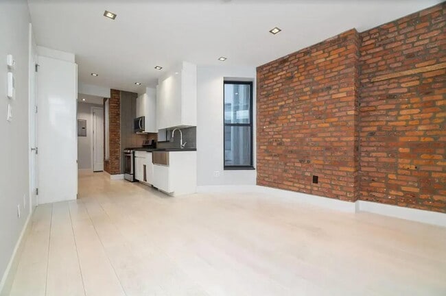 248 Mott St Unit 13A