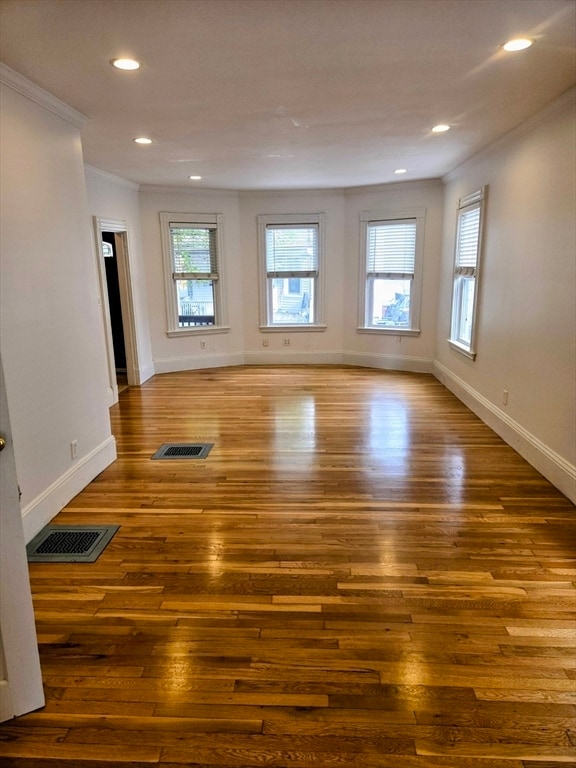 Photo - 23 Benner Ave Unidad #1