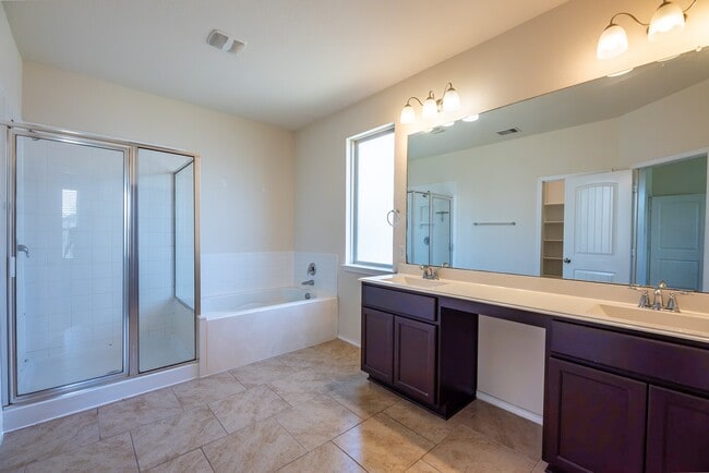 Photo - 4306 Romiti Ct