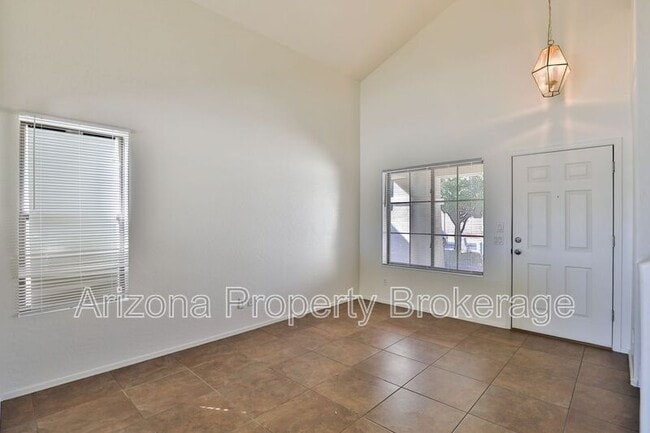 Photo - 34437 N Picket Post Dr