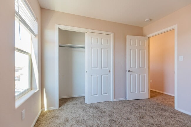 Photo - 4 Bedroom 2.5 bath Beautiful Home