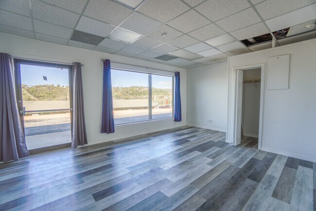 Photo - 4 Fisher Creek Dr