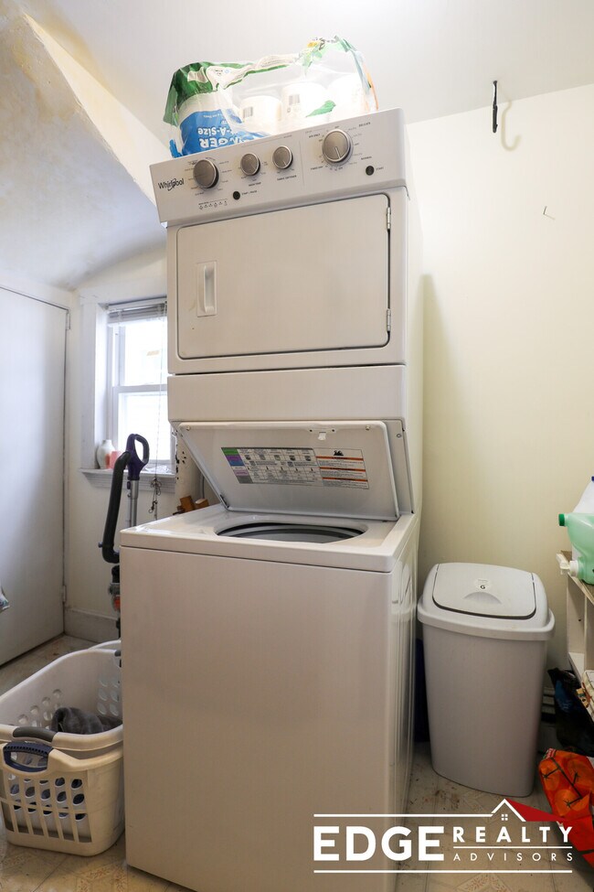 Photo - 8 Woodmont St