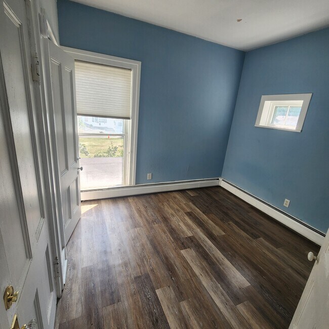 Photo - 30 Central Ave Unidad Rear