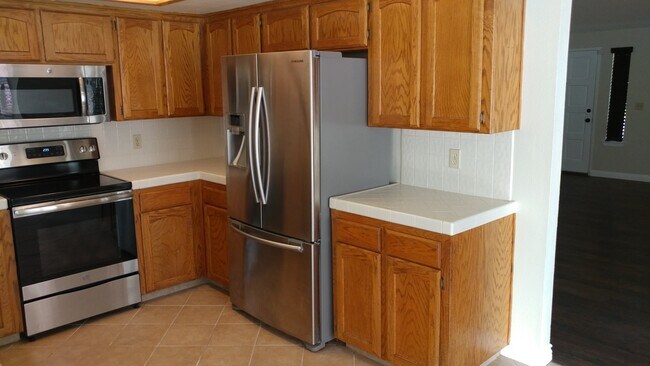 Photo - 2-Story home in NE Fresno, Clovis Unified Schools, super clean!