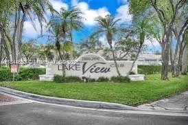 Photo - 2841 N Oakland Forest Dr Condo Unit 211