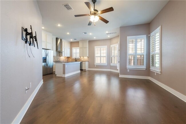 Photo - 7811 Wildcat Pass