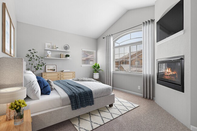 Isabella Apartment Homes