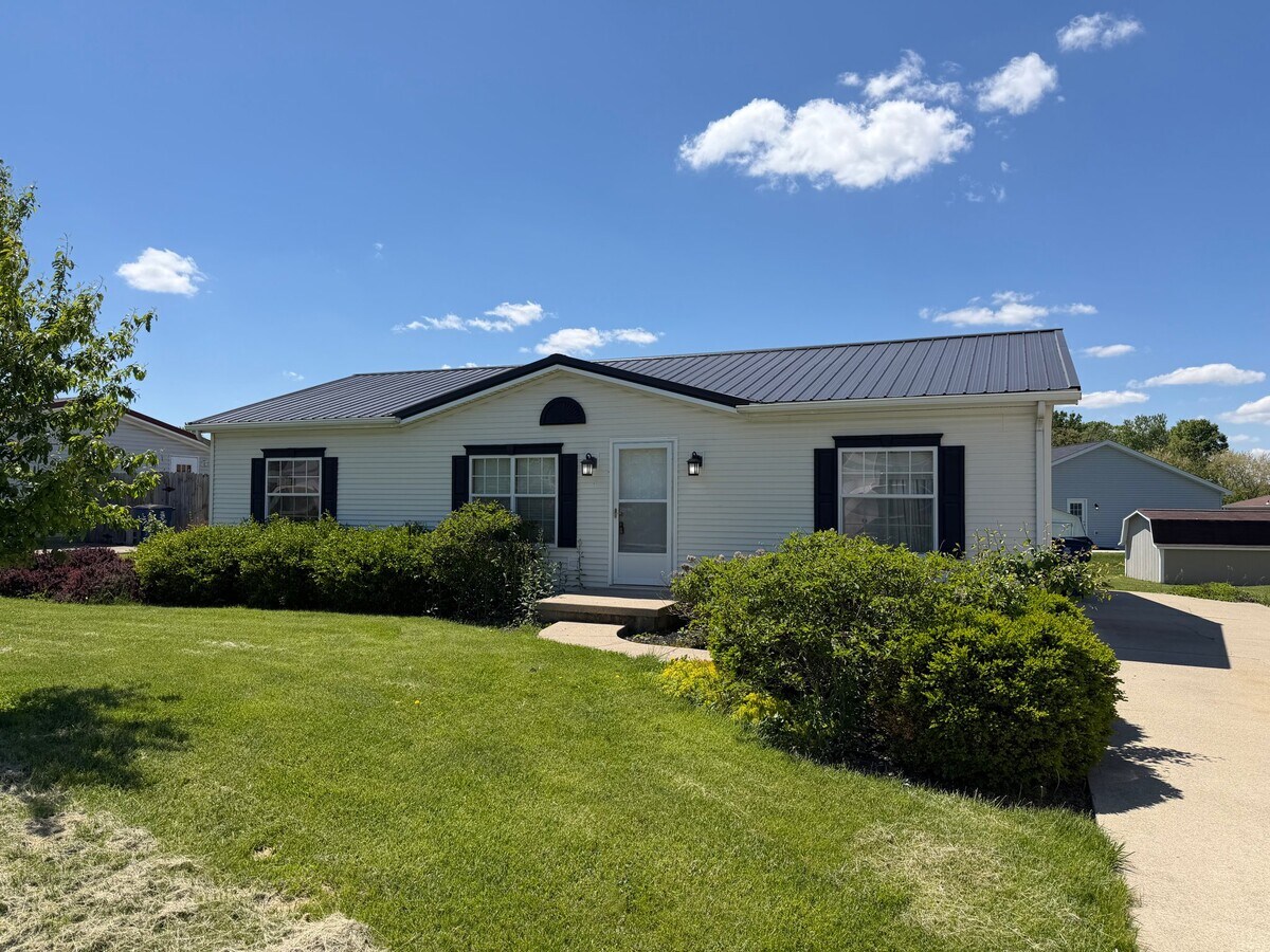 Photo - 229 Taylor Dr