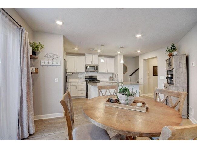 Photo - 1203 Lower 143rd St E