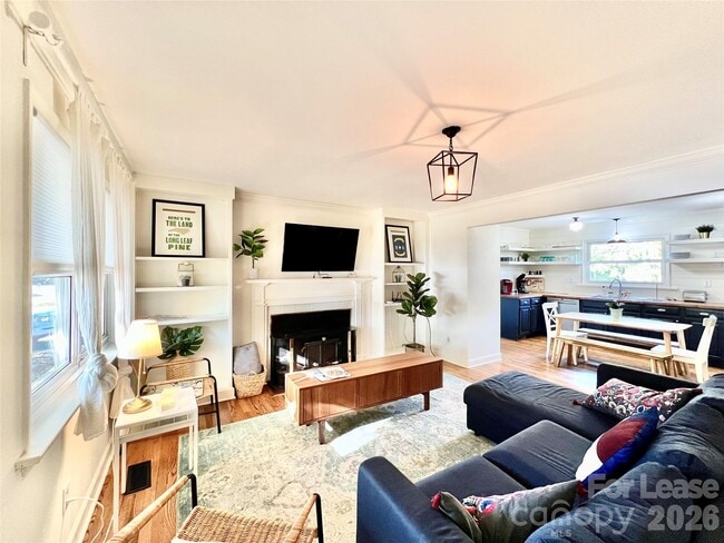 Photo - 2931 Belmeade Dr