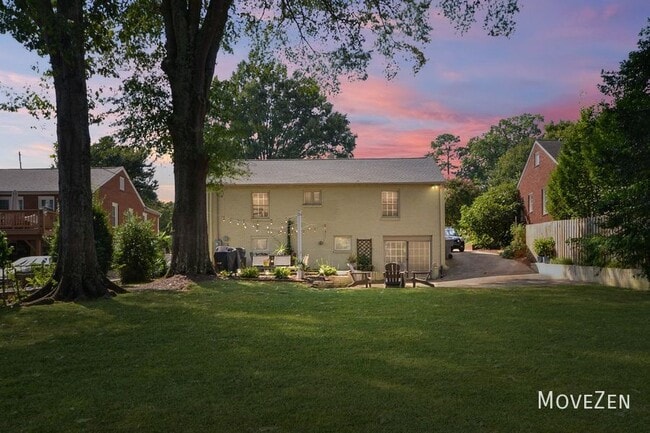 Photo - 1704 Dearmon Dr