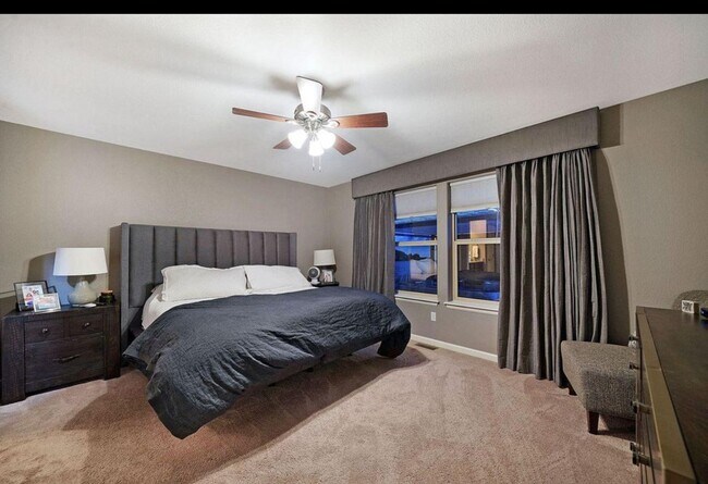 Photo - FULLY FURNISHED Northgate 3 Bed & Office near AFA