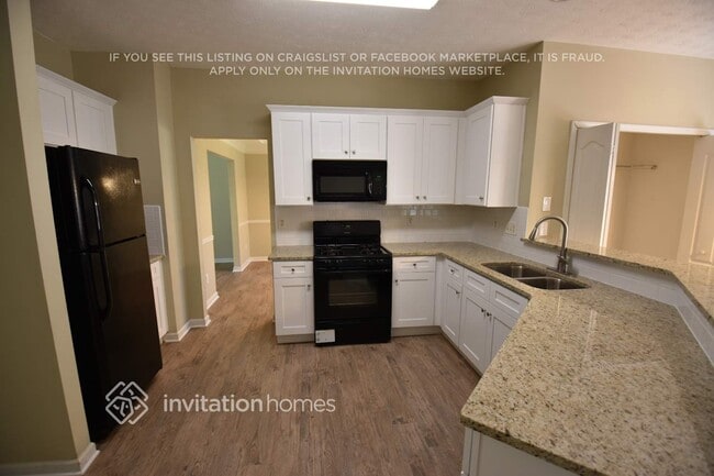 Photo - 1810 Fairpointe Trce