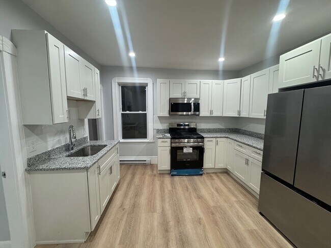 Photo - 16 Ashton St Unit 1