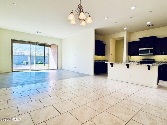 Photo - 3039 E Mahogany Pl