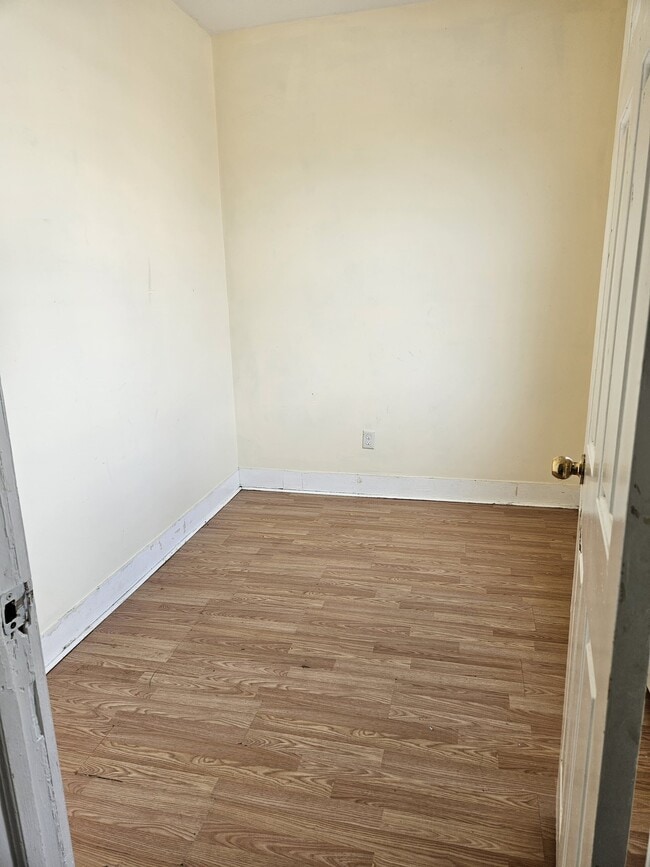 Photo - 320 Westfield Ave Unit 2