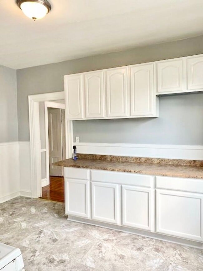 72 Pocasset Ave Unit 2
