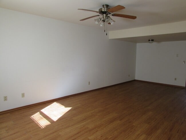 20355 Skyview Dr Unidad B